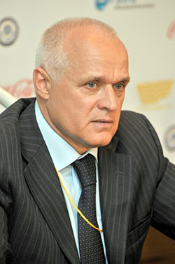 Леонид Назаренко