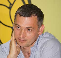 Геннадий Крапивка